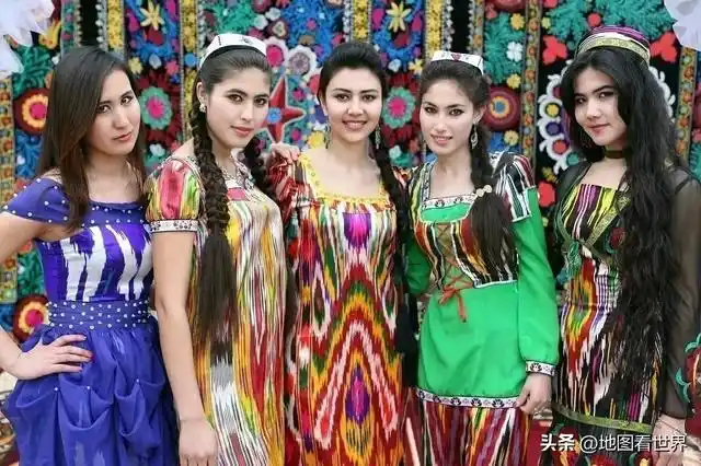 2021年乌兹别克斯坦人口3546万(比我国黑龙江省人口数量略多),是中亚