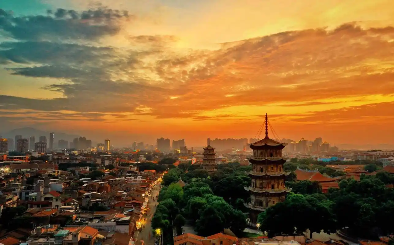 最爱拜佛的泉州怎么成了网红