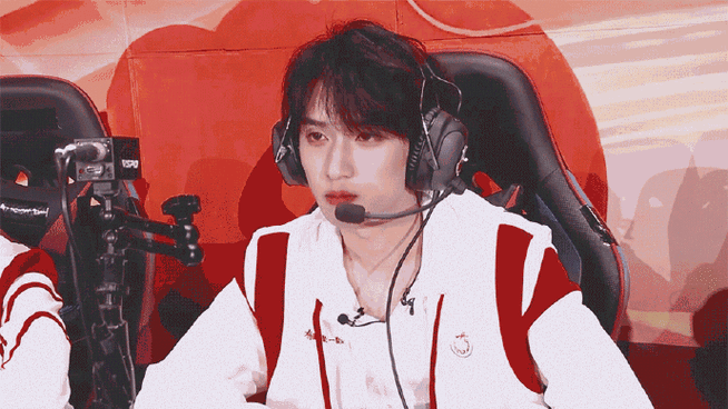 时代峰峻否认严浩翔打赏女主播##朝阳区在逃富婆