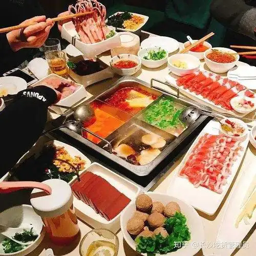 初次约会吃什么比较好?