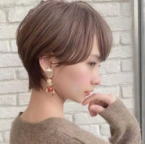 甜蜜奶茶or温暖红棕知性短发能甜度满分