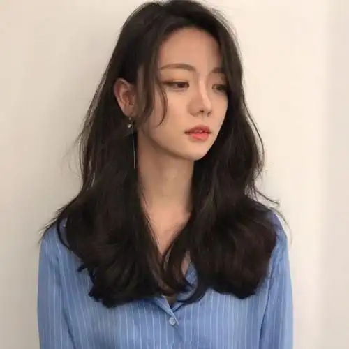 最近很有人气的空气卷发造型,有你喜欢的吗?