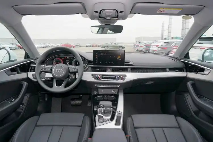 奥迪a5内饰-空间-发动机-易车