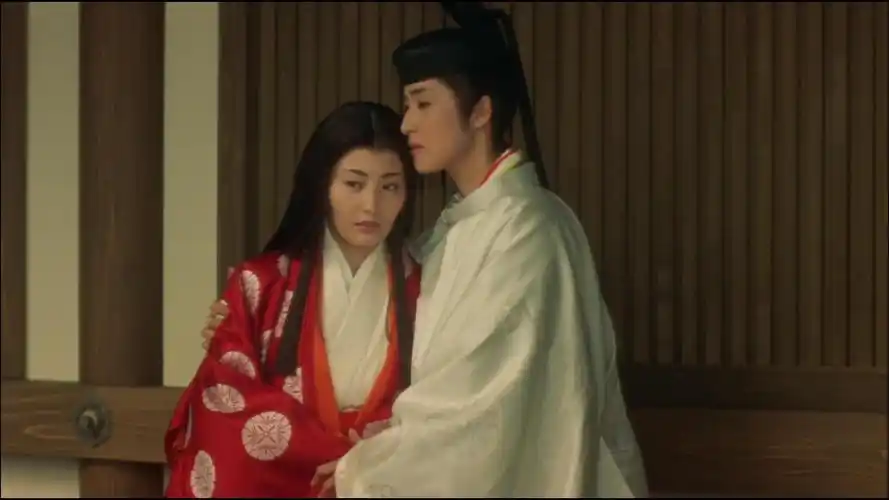 《源氏物语》:披着日本"情色文学"外衣,讲述红楼梦的哲学内里