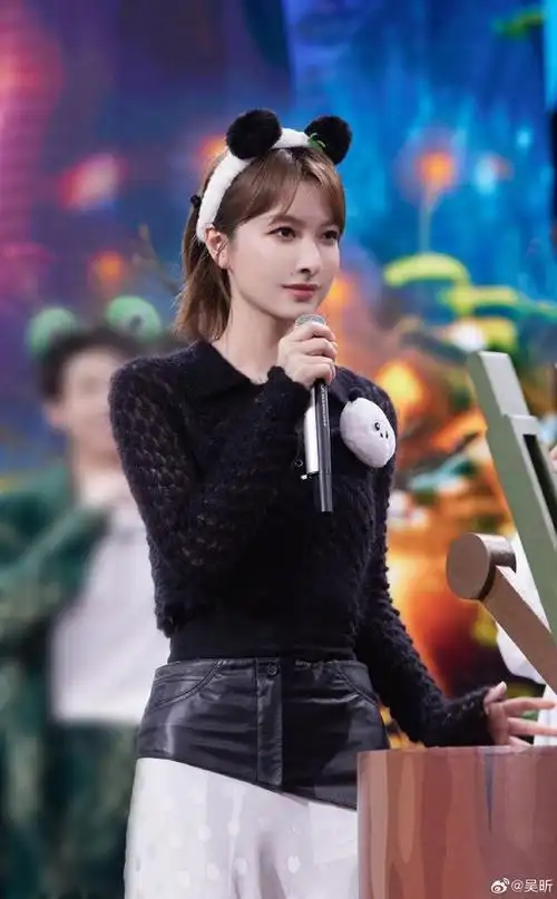 吴昕郑凯恋情曝光!经历了杜海涛,潘玮柏之后终于找到了真命天子