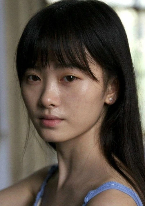 天天向上晒鞠婧祎出道前旧照五官仿佛另一个人粉丝估计会被气死