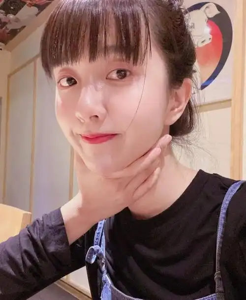 当红小花旦许龄月写真合集:呆萌可爱,美丽动人!