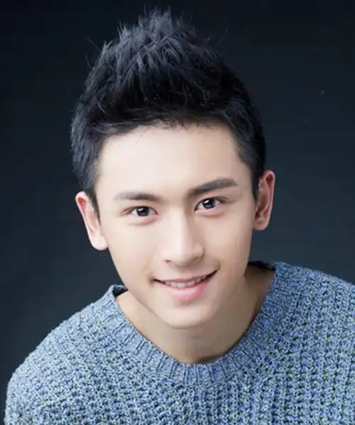 模特 流行发式   男生脸型与发型的搭配三      超有型潮男子弹头发型