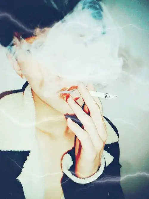 非主流男生qq皮肤大全 你和我一个梦长得好像