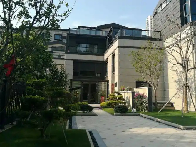 富力十号,魅力十足