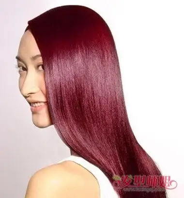 18年流行头发什么颜色 好看的酒红色头发颜色(2)