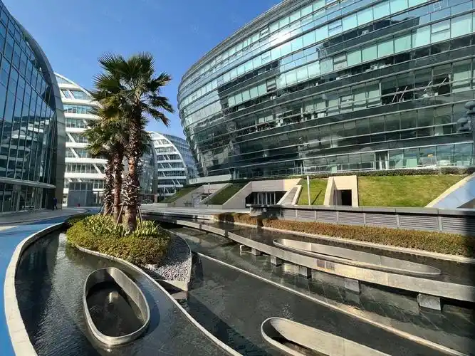 精装loft 独立小空调,业态不限,价格实惠,上海青浦徐泾 虹桥世界中心