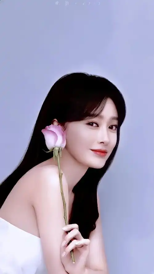 秦岚代言麦吉丽# 你的眸中有山川河流 . 来自晚韵· - 微博