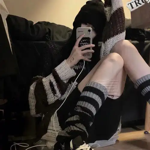 对镜自拍辣妹头像