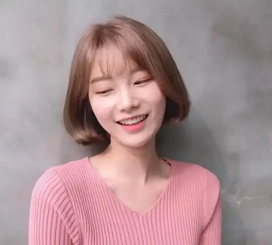 女生圆脸发型设计,圆脸型的女生最在意的是什么呢?图11