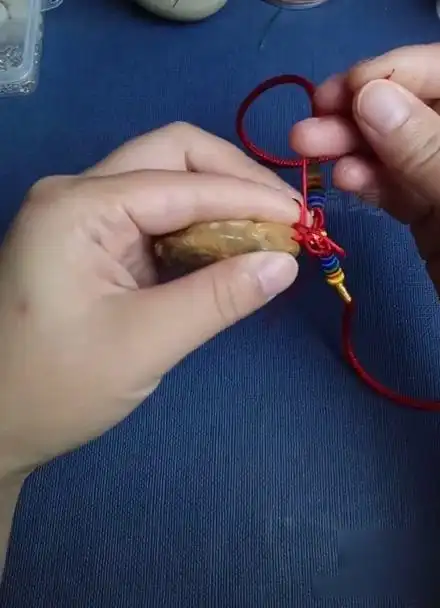 玉石吊坠打结方法第一种,编法,这样绑最结实