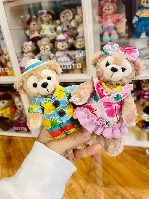 今日接回家的达菲和玫玫和一只露露