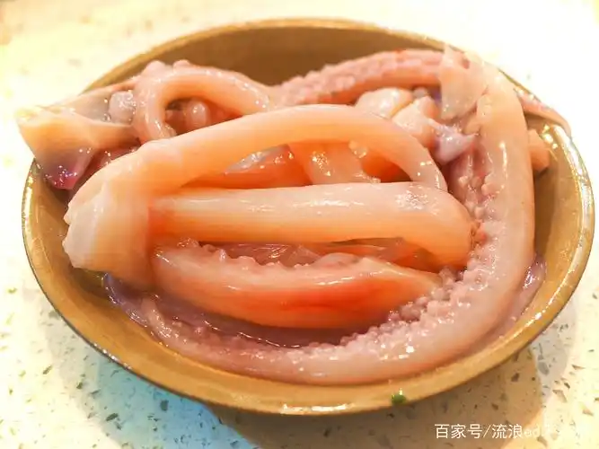 水发鱿鱼,味道还是可以,没有鲜鱿鱼那么腥.