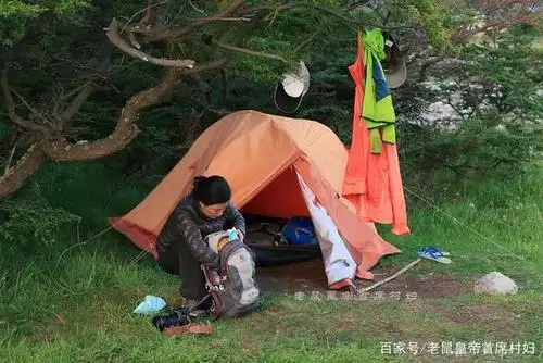 世界顶级徒步圣地,一顶帐篷近千一罐可乐30还一铺难求,凭什么