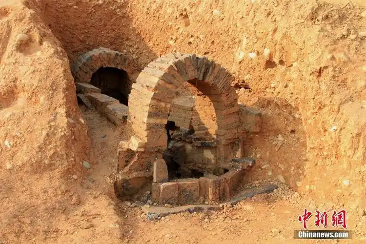 四川青神发现宋代家族墓群