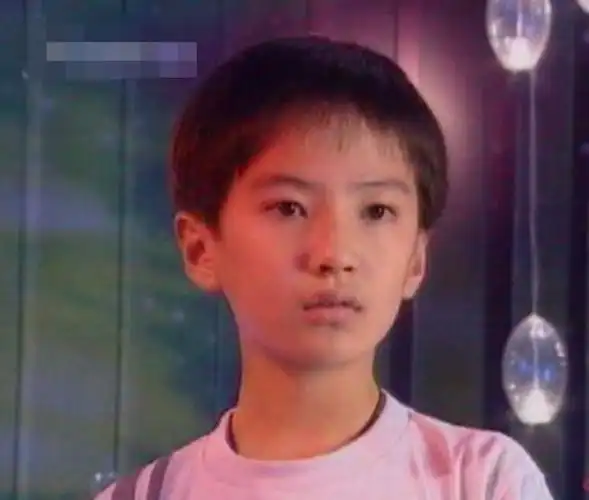 《快乐星球》"丁凯乐"当爸了!而我还是单身狗,当红时退圈成学霸