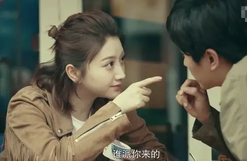 由陈晓和景甜主演的电视剧《一场遇见爱情的旅行》日前正在各大卫视