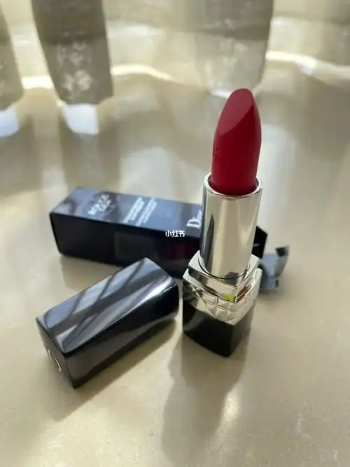 迪奥口红色号888哑光质地