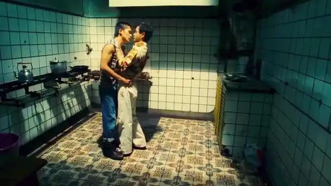 《春光乍泄》:开机后,张国荣和梁朝伟才发现王家卫是个大骗子|张国荣