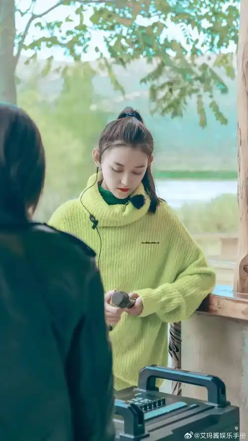 比如吴磊 关晓彤 张雪迎