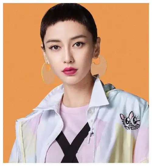 寸头是"照妖镜"?杨颖为造型剪掉长发,结果最美部位却反而变丑