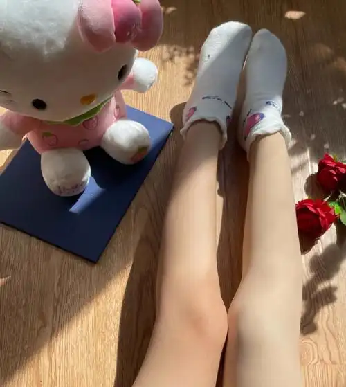 好看的腿千篇一律