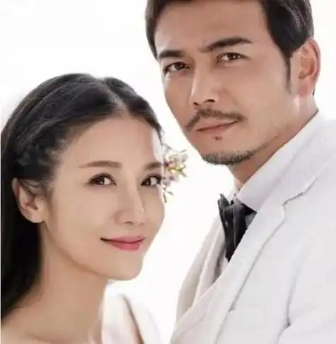 演员杨烁,14岁出来打工,结婚8年儿女双全