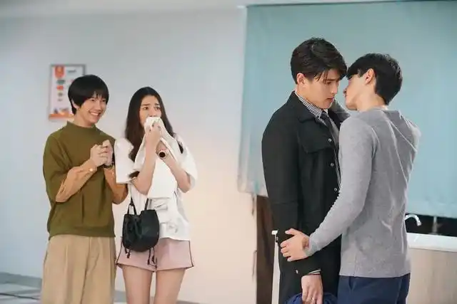 《珠光璀璨》,坐等男二追妻火葬场