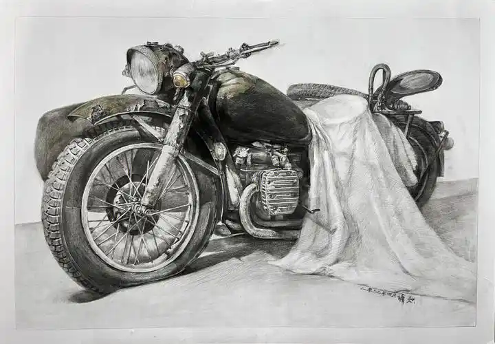 静物素描#创意素描  #摩托车  #静物素描  #摩托车骑行  画这种素描