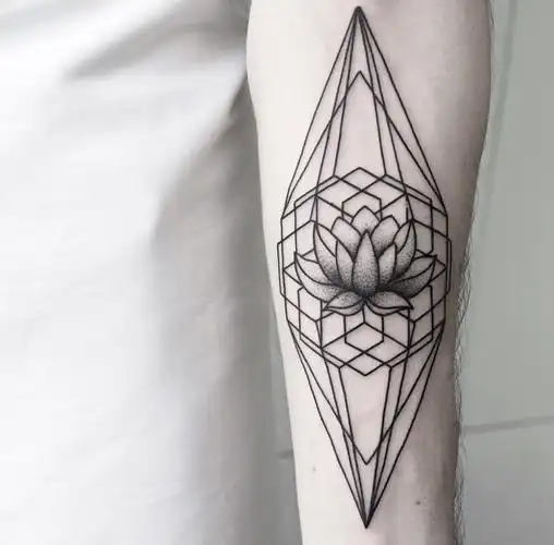 小臂黑灰几何风线条莲花纹身图案