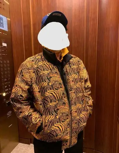 男大学生最爱的豹纹外套穿上秒变55岁暴发户