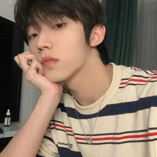 真人男生头像高清男头素质拿图