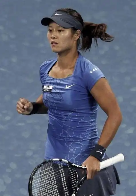 "网球女神"李娜:和姜山结婚16载,34岁喜迎二胎