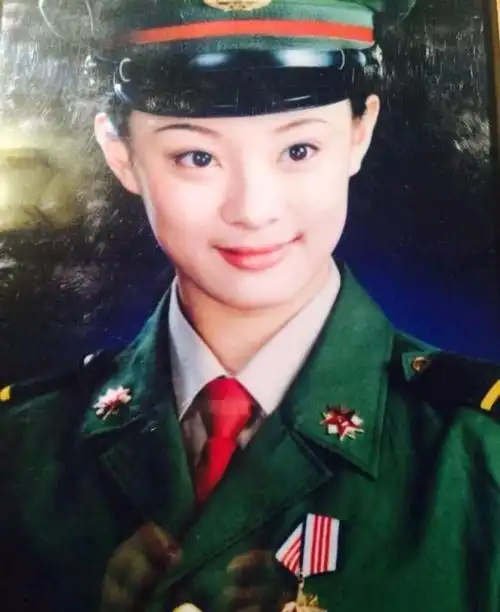 孙俪军人出身,曾演过的军人角色