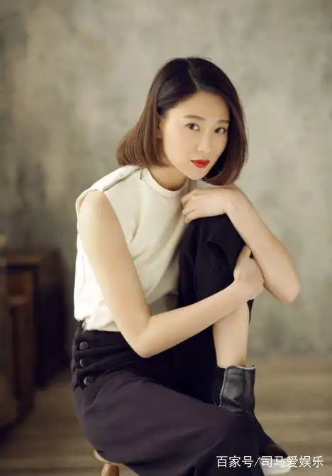 演技精湛的"铁娘子"侯梦莎,脱了军装更圈粉,更感动人心_网易订阅