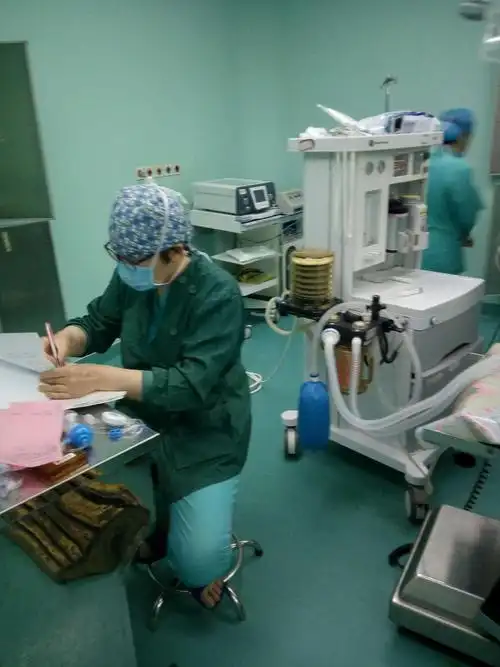 手术室工作日常
