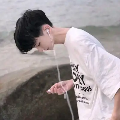 林知晚  可爱小奶狗头像超帅气