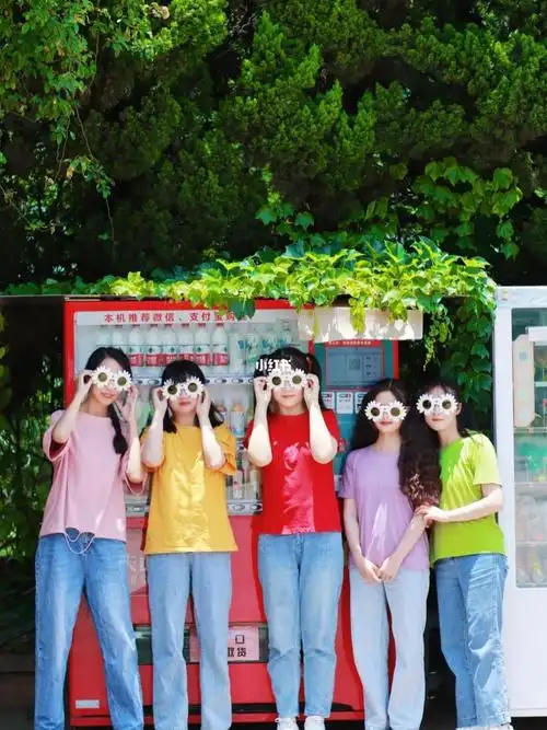 毕业季8215最全宿舍集体沙雕拍照姿势tips_拍照姿势_毕业季_沙雕