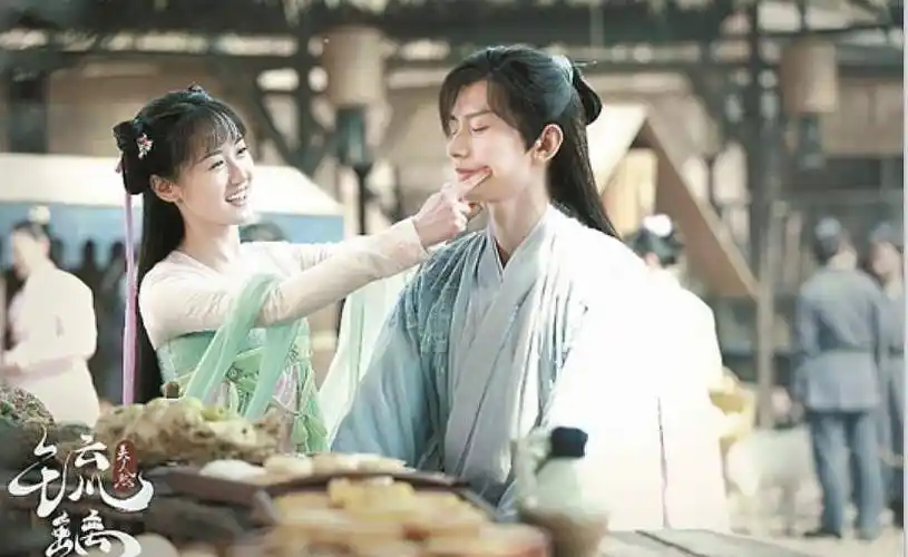 袁冰妍想演校园偶像剧?她主演的《琉璃》上星后也会火一把吗?