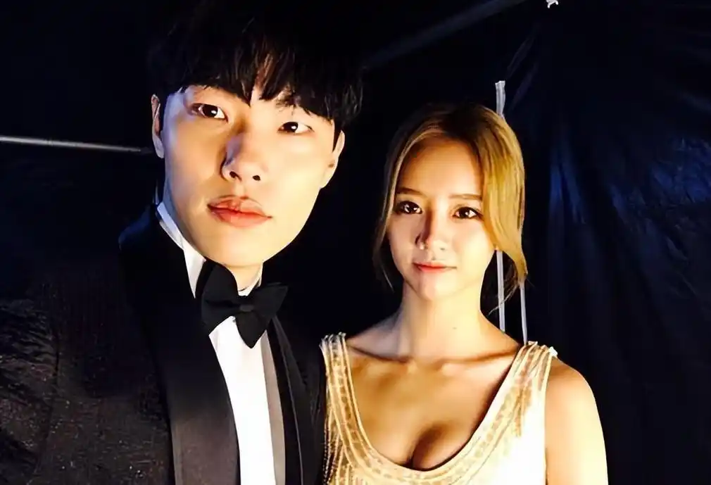 柳俊烈和李惠利宣布分手,结束7年恋情.男方曾多次引发争议