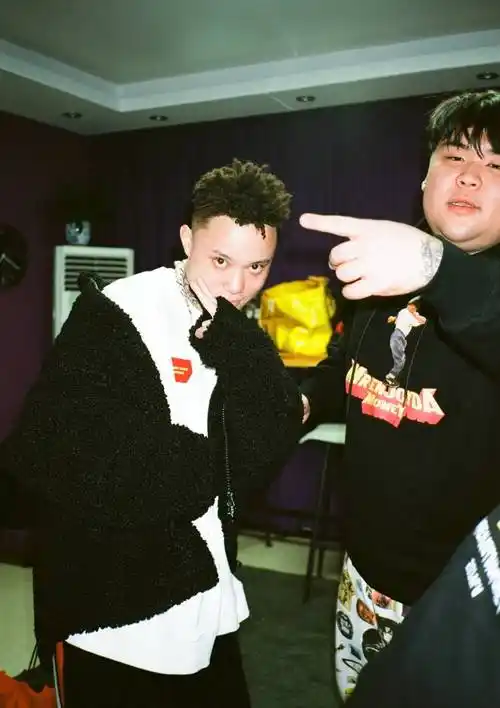 图楼成都女明星ansrj图楼20狠狠狠更新