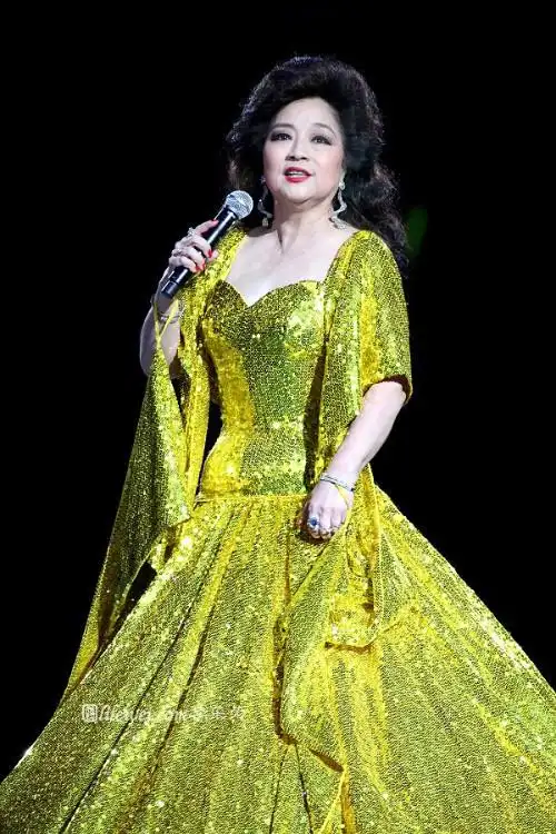 徐小凤上海演唱会 - 李乐为 - 李乐为www.lilewei.com