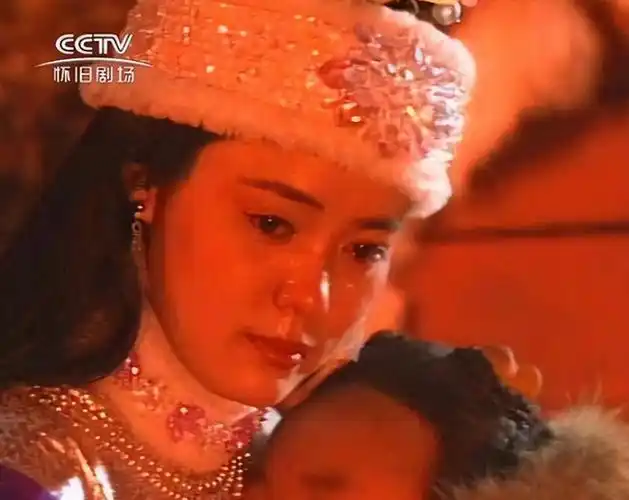 回顾任冶湘20岁一炮而红28岁因病隐退如今幸福美满