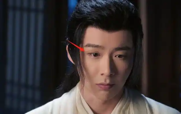 一念关山:忍过刘诗诗"梗脖子",实在忍不了刘宇宁的"眯眯眼"