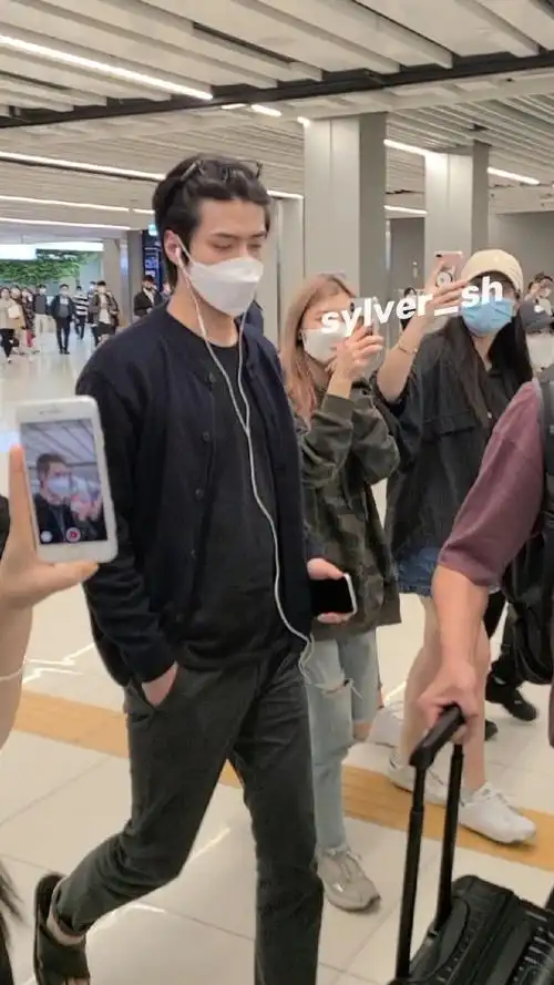 吴世勋状态引热议之前被吐槽颜值变低身材走样现在怎么样呢